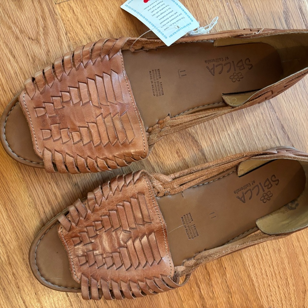 Sbicca Women's Tan Leather Sandals